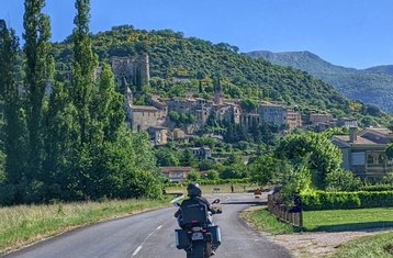 11 días de tour guiado en moto por la Ruta de los Grandes Alpes y la Provenza en Francia
