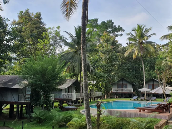20 Day Sri Lanka Mountains and Coast Guided Motorcycle Tour photo 8