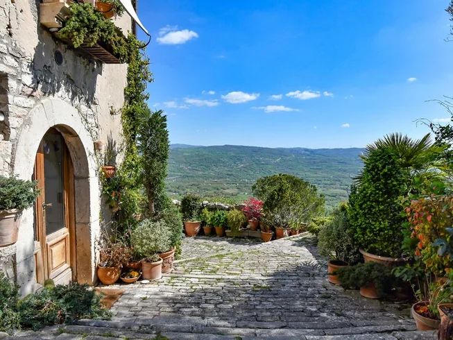 18 Day Guided Motorcycle Tour in Croatia, Bosnia and Herzegovina, Montenegro, Albania, and Italy photo 7
