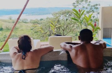 14 Tage Abnehmen und Spaß Haben Yoga Retreat in Arenal, Alajuela, Costa Rica