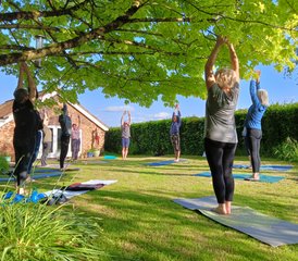 114 días de retiro de yoga de fin de semana de espacio y regeneración en Somerset, Inglaterra - Photo 1