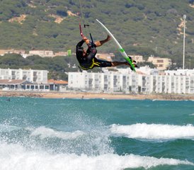 7 Day Strapless Kite Surf Camp in Tarifa, Cadiz, Spain - Photo 2