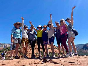 5 Day Yoga Retreat with Red Rocks Hiking and Meditation in Arizona, USA