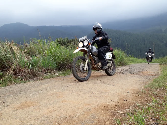 3 Day Getaway to Sigiriya, Kandy, and Negombo Guided Motorcycle Tour in Sri Lanka
