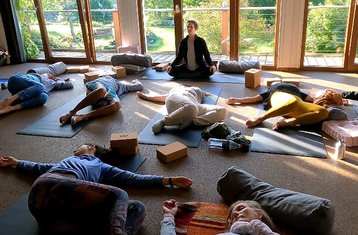6 días de retiro de yoga en el corazón de Eifel, Alemania