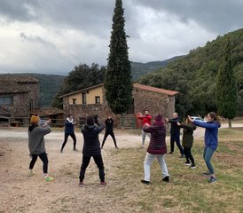 3 días de retiro de yoga para el cuarto chakra: "Del Sufrimiento al Amor" en Sant Ferriol, Girona  - Photo 2