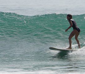 725 jours en stage de surf à Arugam Bay, Sri Lanka avec observation des crocodiles - Photo 1