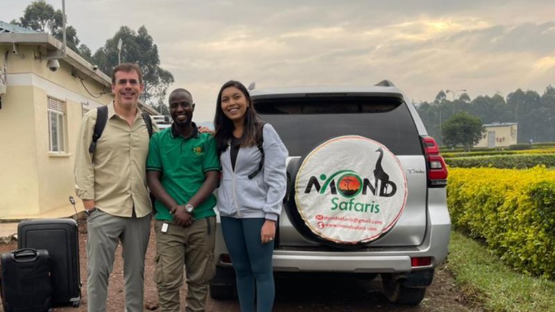 5 jours de safari double trekking des gorilles dans la forêt impénétrable de Bwindi, Ouganda