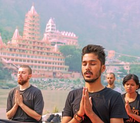 24 días de profesorado de yoga de 200 horas: transforma tu vida con el Himalaya auténtico en Rishikesh, India - Photo 2