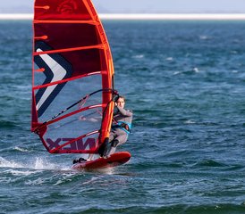 64 Tage Northland Wing Foil- und Windsurf-Urlaub in Coopers Beach, Neuseeland - Photo 1