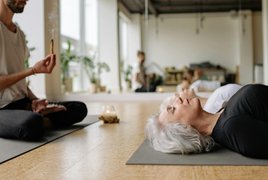 Yoga Nidra Retreats und Reisen