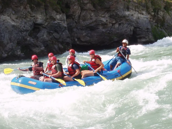 8 Day Thrill Junkies Paradise Motorcycle Tour in Nepal photo 6