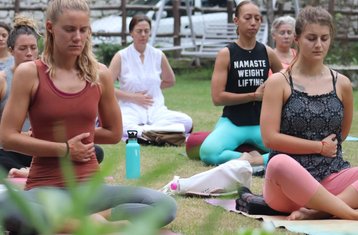 7 días de retiro de yoga y ayurveda en Rishikesh, India