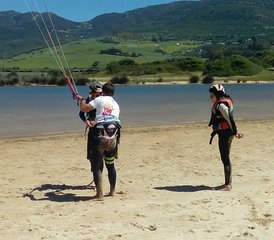 4 Tage Aufregendes Kitesurf Camp für Gruppen in Tarifa, Cadiz, Spanien - Photo 2