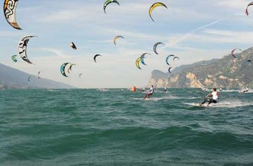 3 Tage Fantastisches Kite Camp am Gardasee in Malcesine, Italien