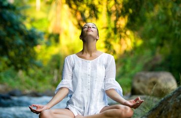13 Tage 100-Stunden Yin Yoga Therapie Yogalehrer Ausbildung auf Koh Phangan Insel, Thailand