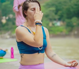28 jours en formation avancée de professeur de yoga 300h avec thérapie yogique à Rishikesh, Inde - Photo 2