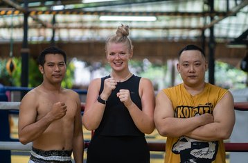 14 días de campamento de muay thai y defensa personal para mujeres: confianza y kickboxing en Pattaya, Tailandia