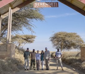 106 días de aventura de safari de los Cinco Grandes en Serengeti, el cráter del Ngorongoro, Tarangire y Manyara - Photo 1