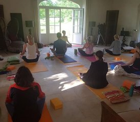 113 Tage Yoga und Wanderungen Retreat in Le Vigan, Süd-Cévennen, Frankreich - Photo 1