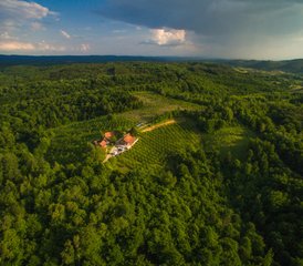 5 Tage Plitvice Lakes and Forest Escape Yoga Retreat in Karlovac County, Kroatien - Photo 4