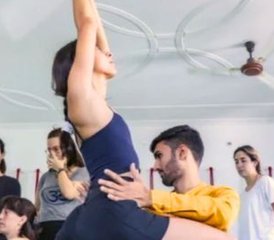 44 jours-200h en formation de professeur de yoga hybride : en ligne et en présentiel à Rishikesh, Inde - Photo 3