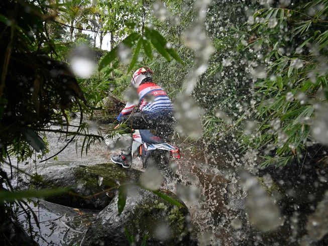 4 Day Tabanan Beach and Jungle Adventure Guided Motorcycle Tour in Indonesia photo 4