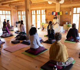 1112 días de retiro de meditación silenciosa Hridaya en Monchique, Portugal - Photo 1