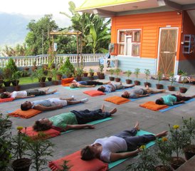 8 días de retiro de ayuno, limpieza gastrointestinal y yoga en Pokhara, Nepal - Photo 2