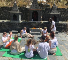 26 Tage 300-Stunden fortgeschrittene Yin-Yogalehrerausbildung in Dharamshala, Indien - Photo 4