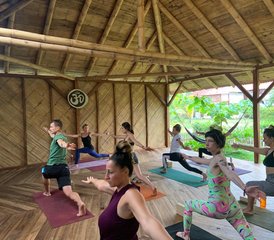 328 Tage 200-Stunden Yogalehrer Ausbildung in Cuenca - Photo 1