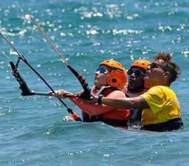 7 jours en stage de kitesurf avec cours de surf et SUP à Kiti, Larnaca, Chypre - Photo 5