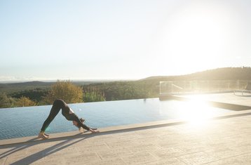 14 Day Luxury Yoga Retreat in Portugal