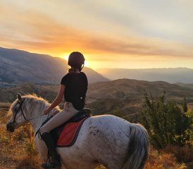 8 jours en stage d’équitation en pleine nature : randonnée équestre au-delà des bases en Albanie du Sud - Photo 4