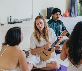 521 días de profesorado de Kundalini yoga de 200 horas en Bali, Indonesia - Photo 1
