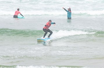 8-Daagse Sereniteit en Surfkamp: Ontdek de Magie aan de Atlantische Kust van Portugal in Macieira