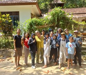 67 días de retiro de desarrollo personal en la isla de Karimunjawa, Indonesia para jóvenes adultos - Photo 1
