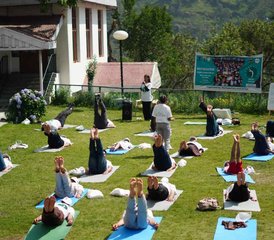 4 Day Tashi Ananda: Physician Led Wellness and Yoga Retreat in Himalayas, India - Photo 3
