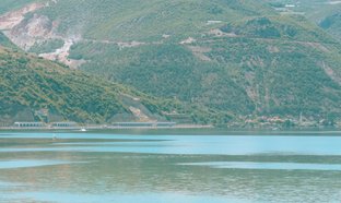 Pogradec Retreats und Reisen