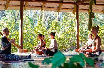 25 días de profesorado de yoga de 300 horas en Montezuma, provincia de Puntarenas, Costa Rica