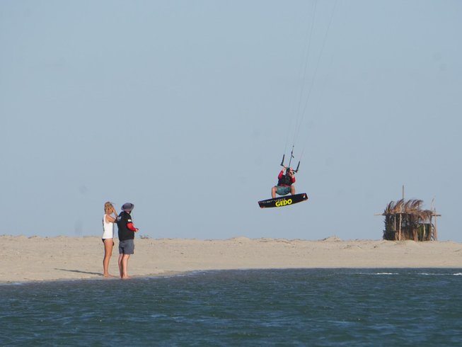 The 11 Best Kitesurfing Destinations for Beginners 