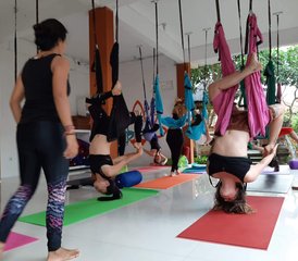 18 jours en stage de formation de professeur de yoga aérien avec acro yoga à Bali, Indonésie - Photo 1