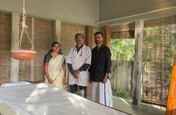 28 días de retiro de purificación y recuperación con panchakarma en Kerala, India