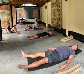 9 días de retiro de yoga para el envejecimiento positivo +50 en Ahangama, Galle, Sri Lanka - Photo 4