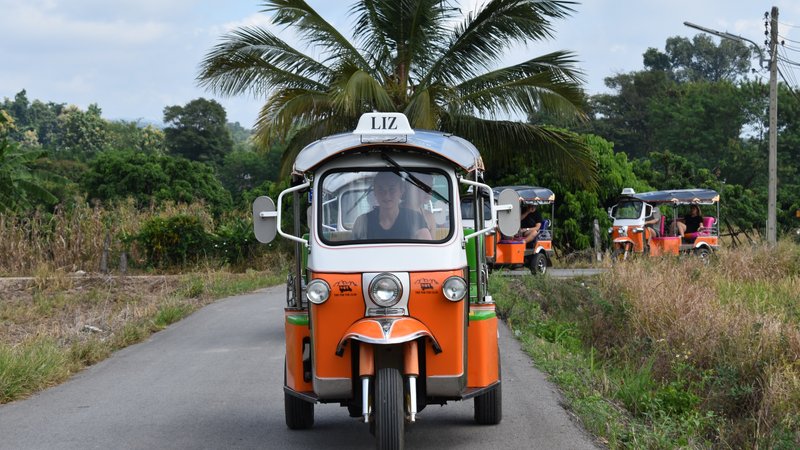 3 Day Guided Hill Tribe Adventure and Tuk Tuk Tour in Northern Thailand