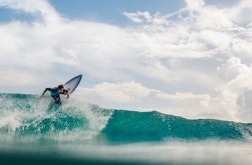 7 jours en stage de surf de luxe tout compris pour surfeurs confirmés à Samaná, République dominicaine