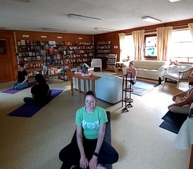 4 Tage Sanfte Yoga- und Meditations-Selbstfürsorge-Retreat am Michigansee in den USA - Photo 4