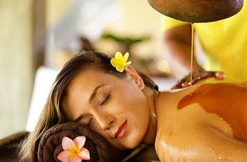 7 Tage Basti Panchakarma Ayurveda Detox, Meditation, und Yoga Retreat in Nord-Goa, Indien