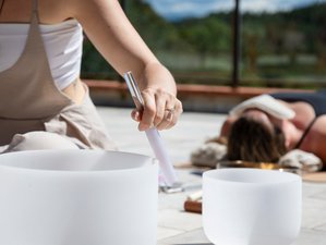 6 Day Soulful Hideaway: Transformative Women's Wellness Retreat in Castelnou in the South of France