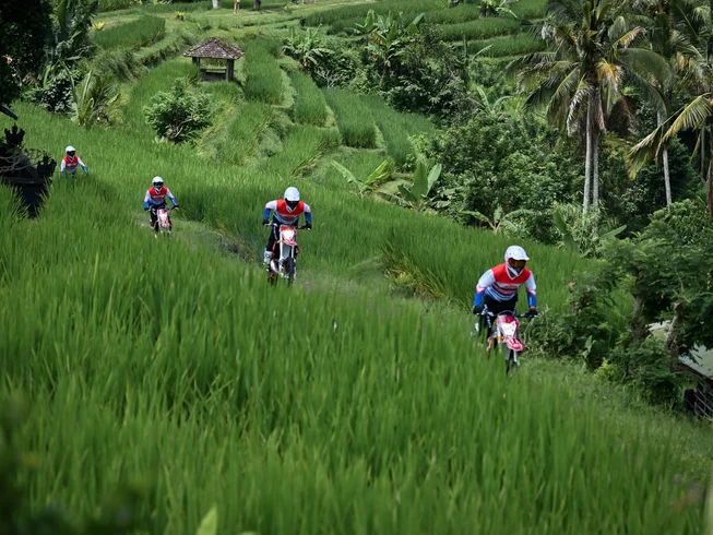 2 Day Tabanan Beach and Jungle Adventure Guided Motorcycle Tour in Indonesia photo 9